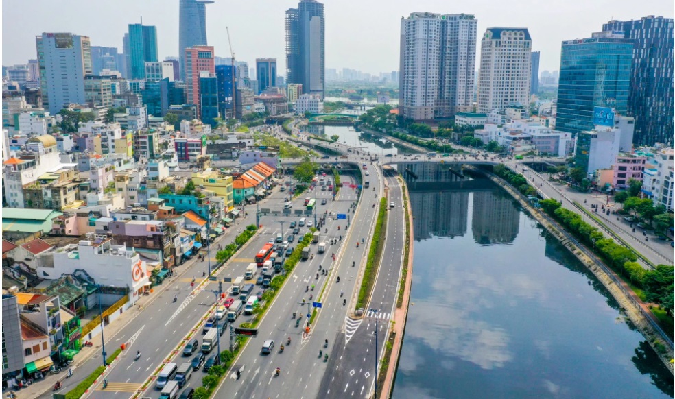 Chạm vào nhịp sống tinh tế của Quận 1
