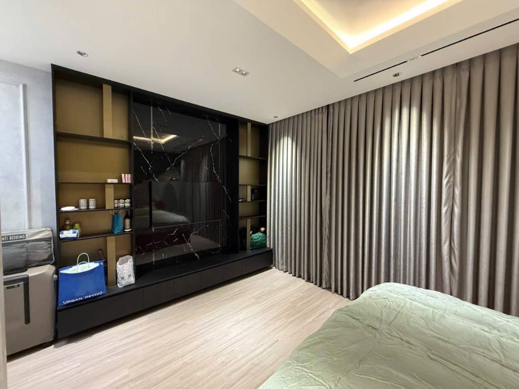 Chạm vào Vẻ đẹp Biến chuyển của Quận 2